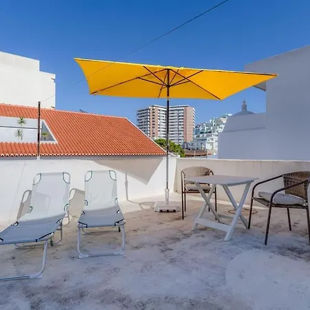 Casa Lotus - Requinte E Bom Gosto Para 6 Pessoas No Coracao De Faro Exterior photo