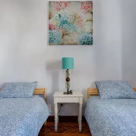 Casa Lotus - Requinte E Bom Gosto Para 6 Pessoas No Coracao De Faro Exterior photo